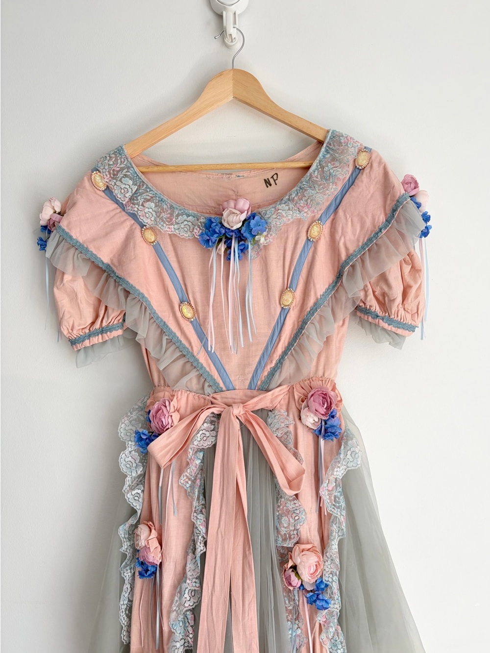 Vintage Fairycore Marie Antoinette Rococo Professional Theatrical Costume S - Picture 5 of 11